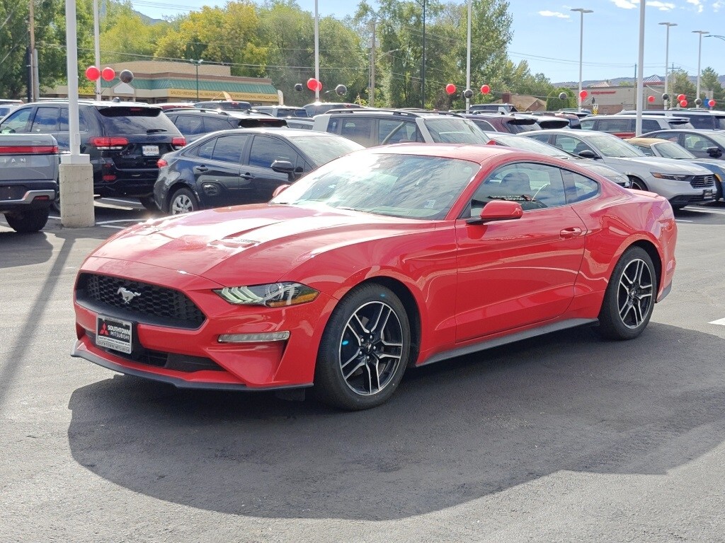 2023 Ford Mustang EcoBoost Premium photo 3
