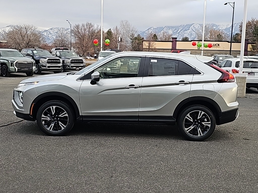 2025 Mitsubishi Eclipse Cross SE photo 4