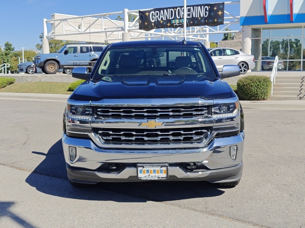 2018 Chevrolet Silverado 1500 LTZ photo 2