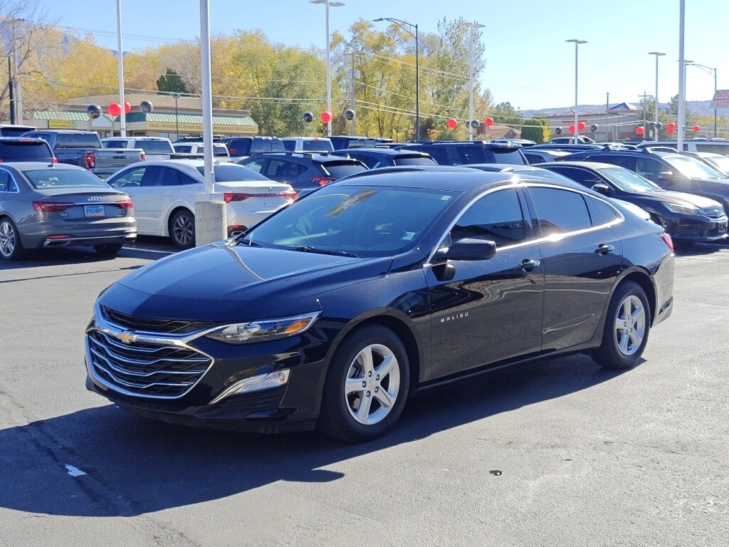 Used 2023 Chevrolet Malibu LS w/1FL Sedan
