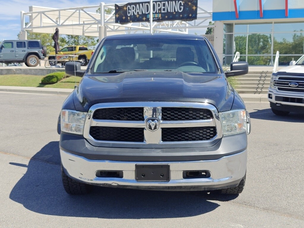2016 Ram 1500 Tradesman Express photo 2