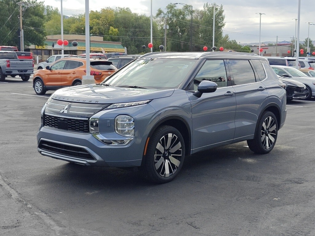 2025 Mitsubishi Outlander SEL GT photo 3