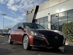 2024 Nissan Altima 2.5 SV Sedan