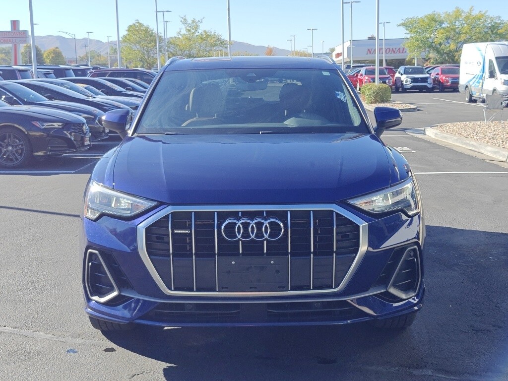 2021 Audi Q3 Premium S line photo 2