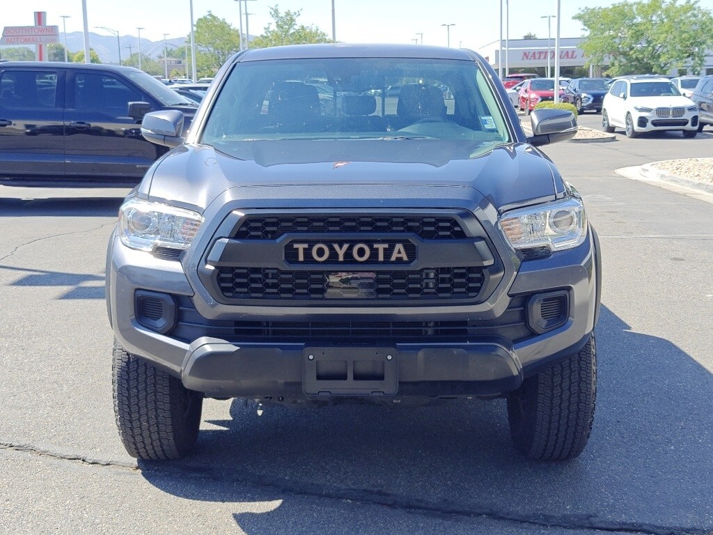 2023 Toyota Tacoma Trail Edition Double Cab V6 photo 2