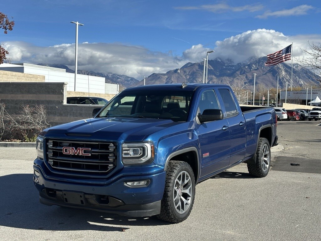 2017 Gmc Sierra 1500 SLT photo 3
