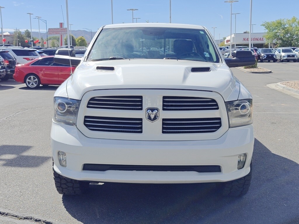 2015 Ram 1500 Sport photo 2