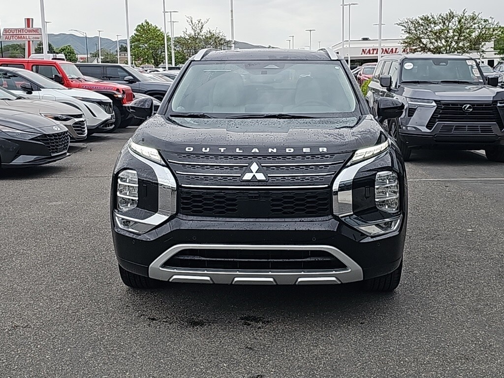 2025 Mitsubishi Outlander PHEV SEL photo 2