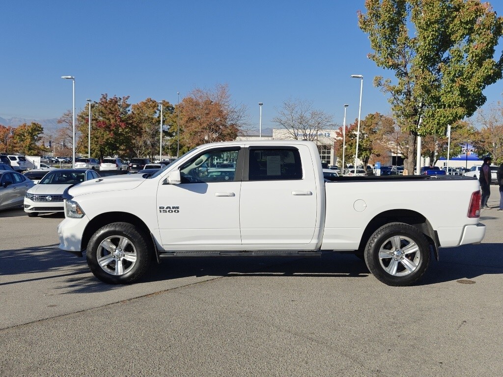 2016 Ram 1500 Sport photo 4
