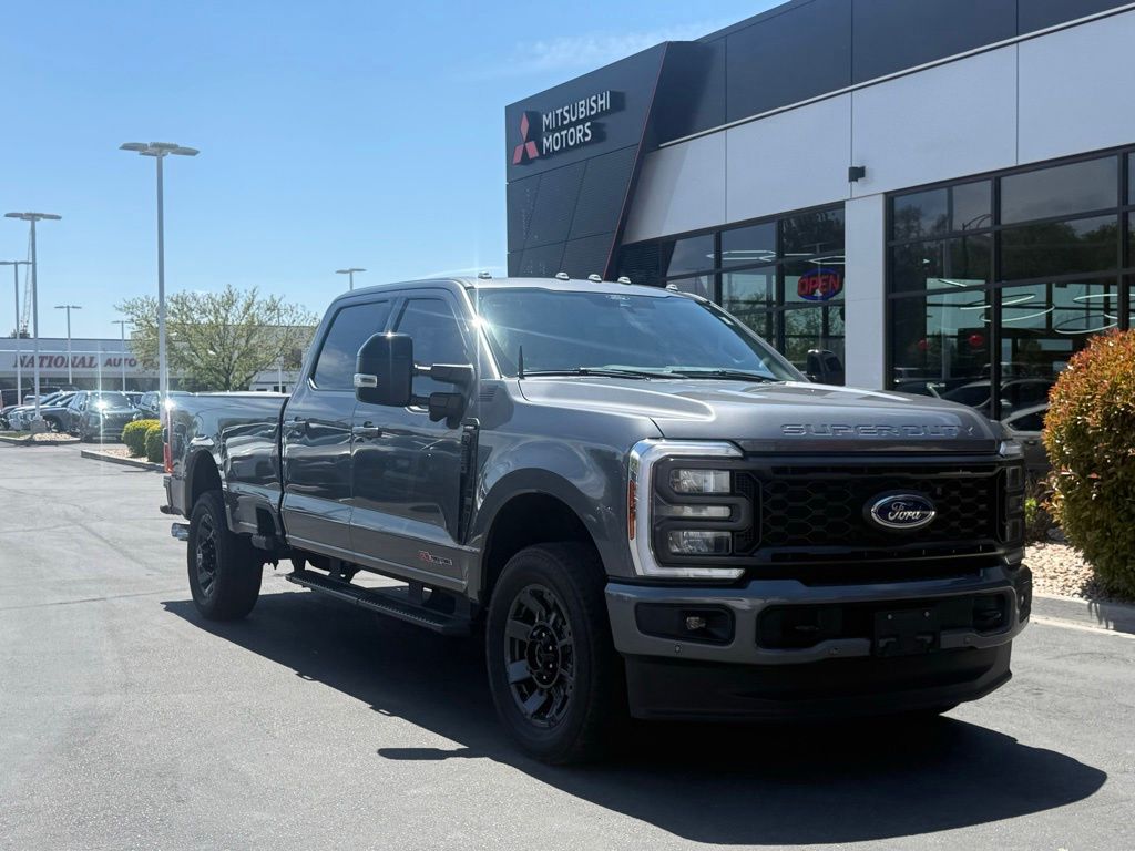 2024 Ford F-250 Lariat 4x4 Crew Cab 8' Box's photo