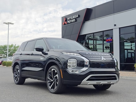 2025 Mitsubishi Outlander PHEV SE SUV