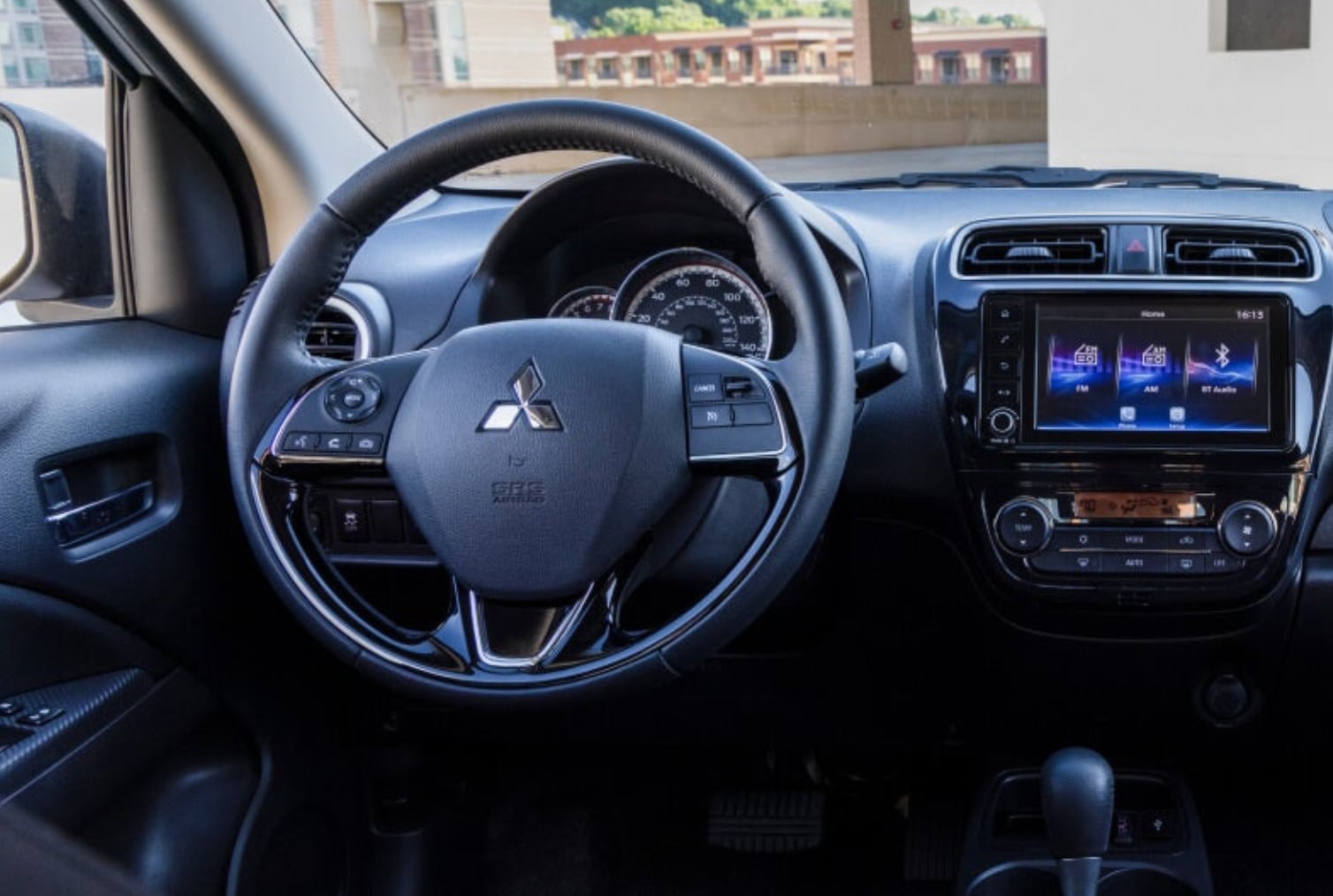 Mirage G4 Rear Reverse Camera Plenty of Storage