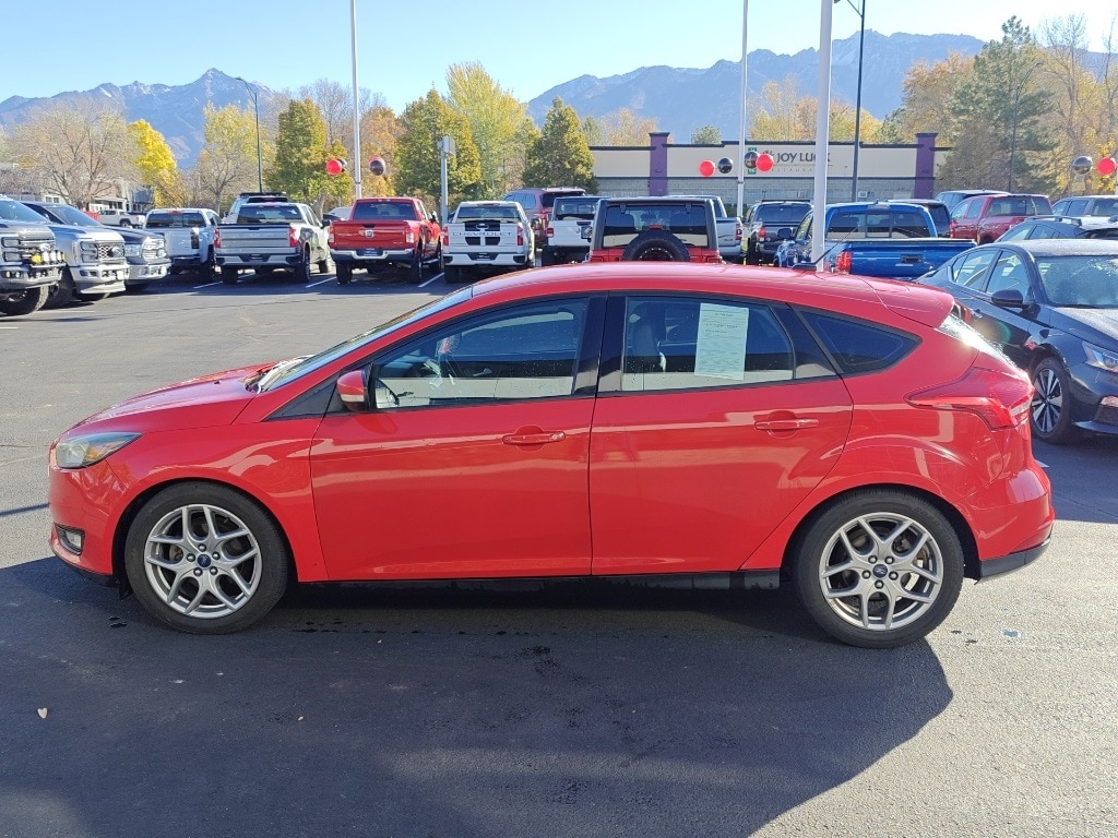 Used 2015 Ford Focus SE Hatchback