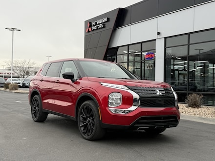 2023 Mitsubishi Outlander SE Black Edition SUV