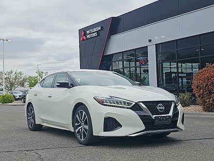2023 Nissan Maxima SV Sedan