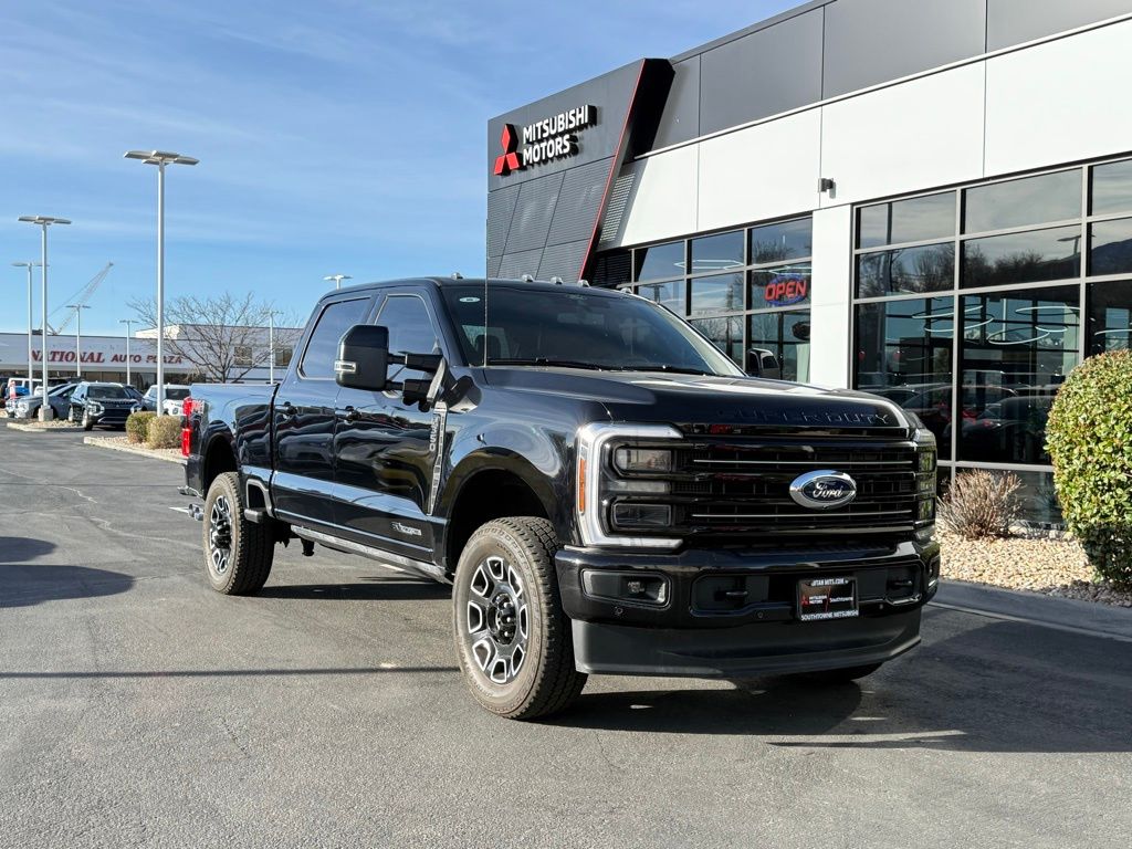 2025 Ford F-350 Platinum 4x4 Crew Cab 8' Box SRW's photo