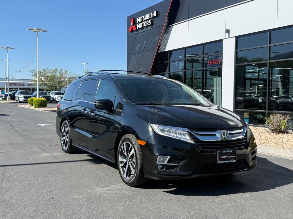 2019 Honda Odyssey Elite's photo