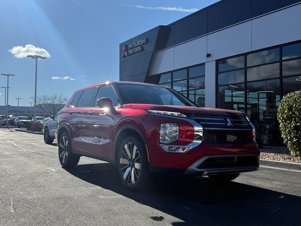 2026 Mitsubishi Outlander SE S-AWC's photo