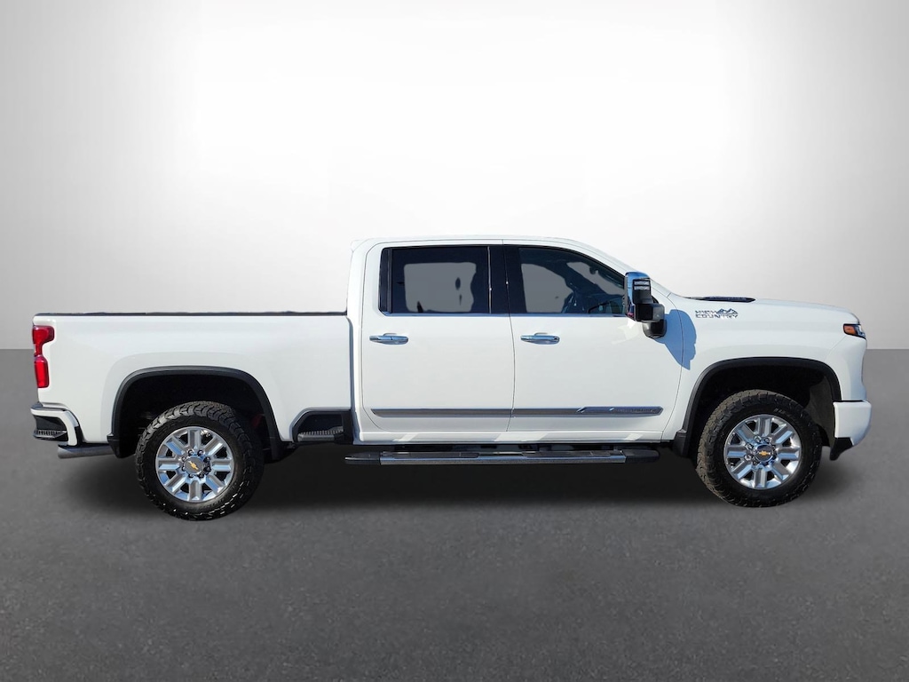 Used 2024 Chevrolet Silverado 2500 HD High Country Truck Crew Cab