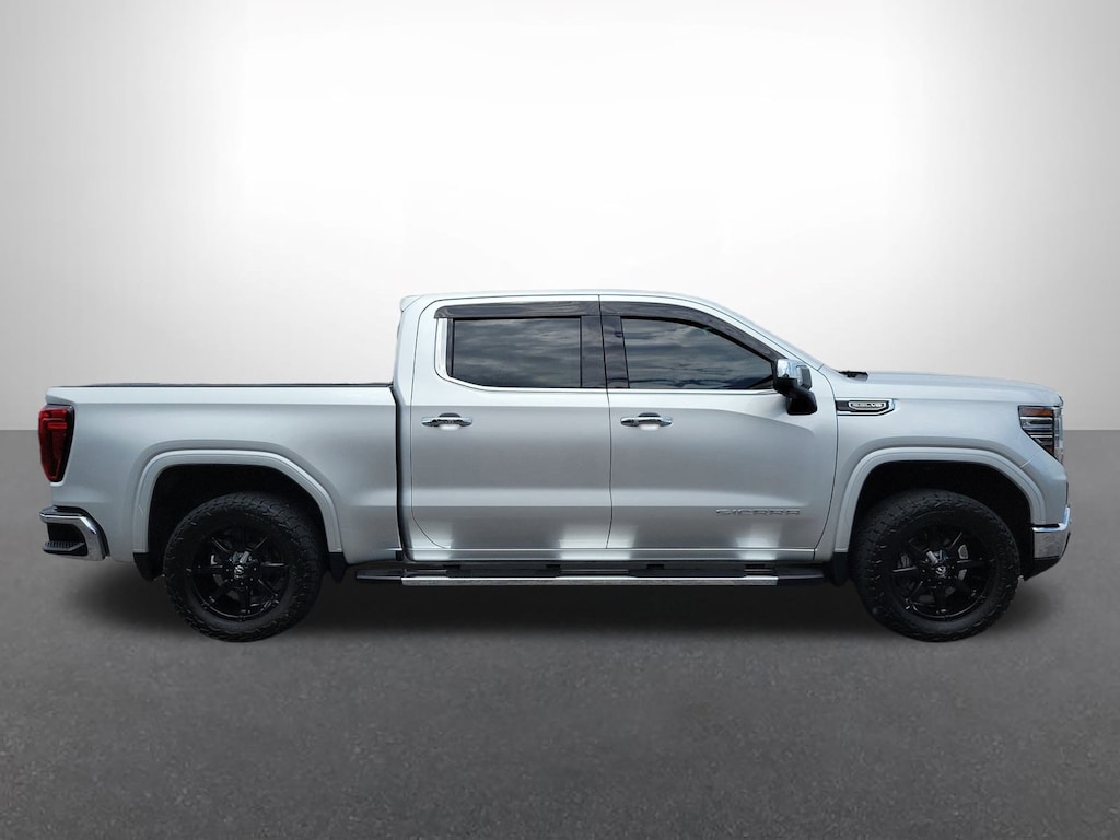 Used 2022 GMC Sierra 1500 SLT Truck Crew Cab