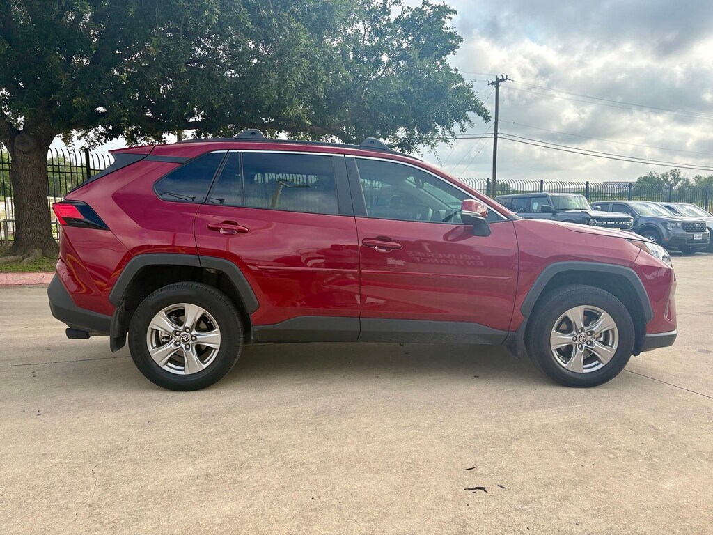 Used 2025 Toyota RAV4 XLE SUV