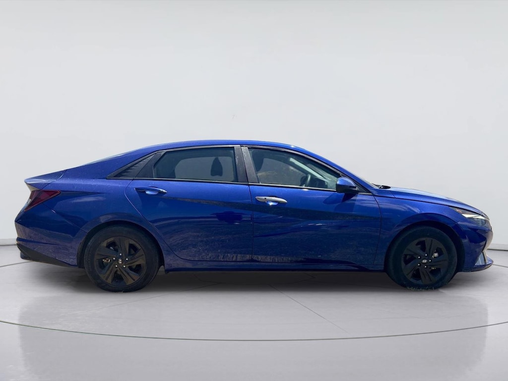 Used 2023 Hyundai Elantra SEL Sedan