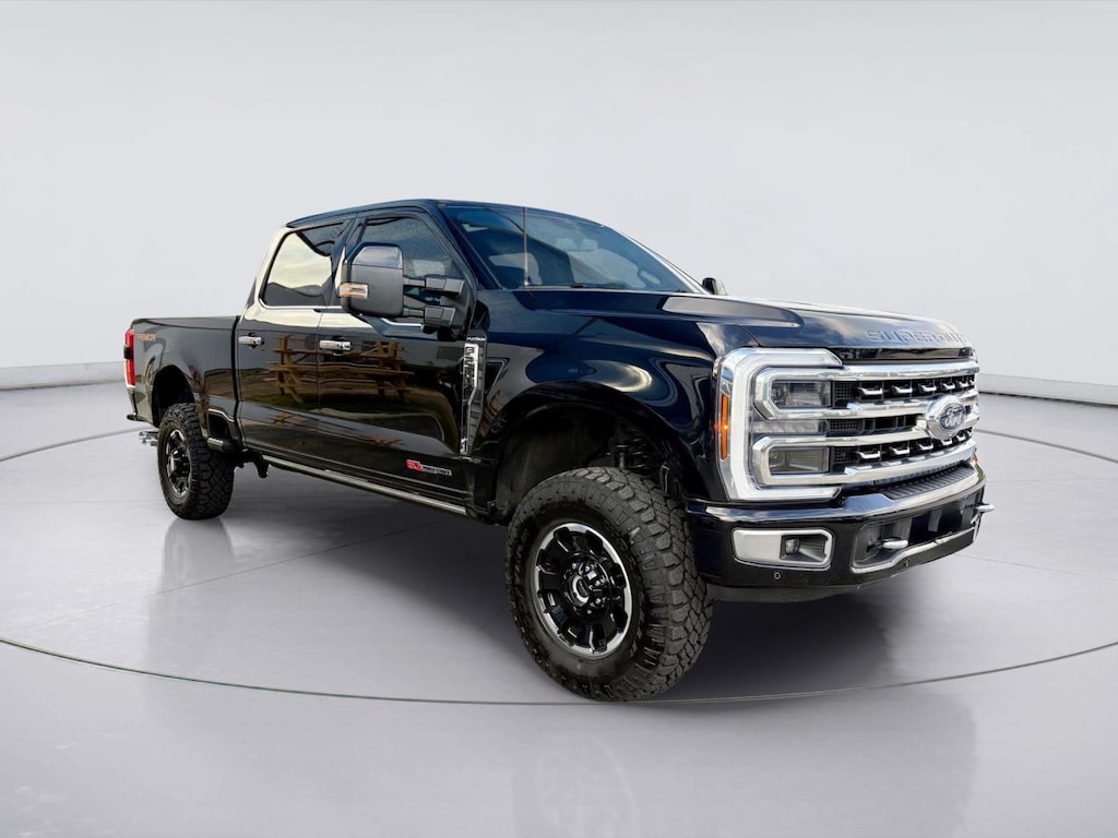 Used 2024 Ford Super Duty F-250 Platinum Truck
