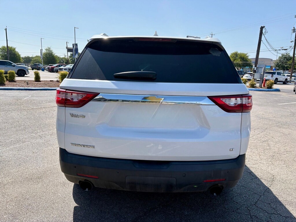 Used 2018 Chevrolet Traverse LT Cloth w/1LT SUV