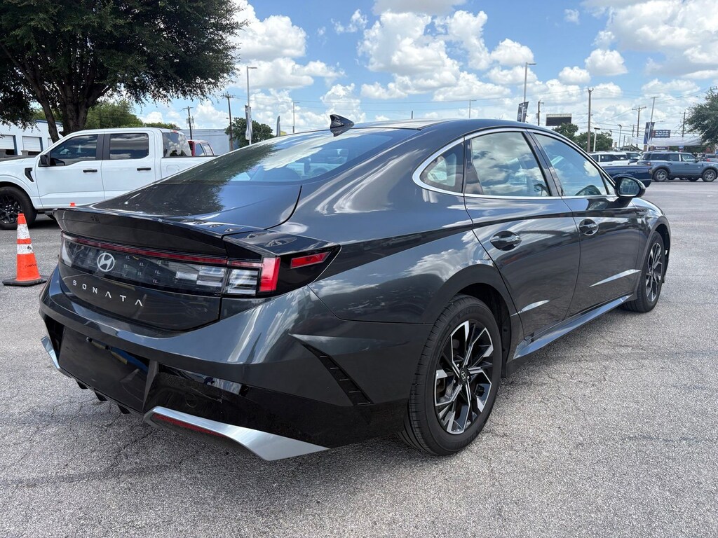 Used 2024 Hyundai Sonata SEL Sedan