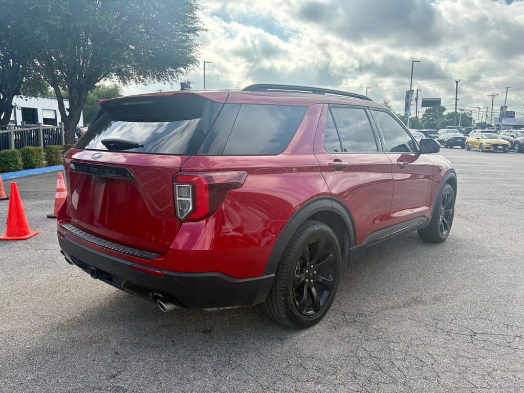 Used 2024 Ford Explorer ST-Line SUV