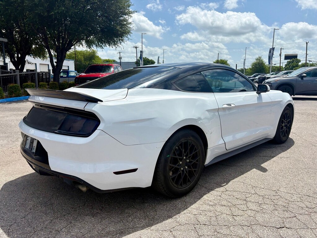 Used 2016 Ford Mustang V6 Coupe