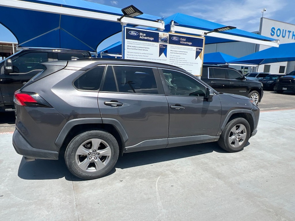 Used 2020 Toyota RAV4 XLE SUV