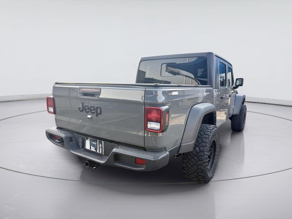 Used 2022 Jeep Gladiator Sport Truck