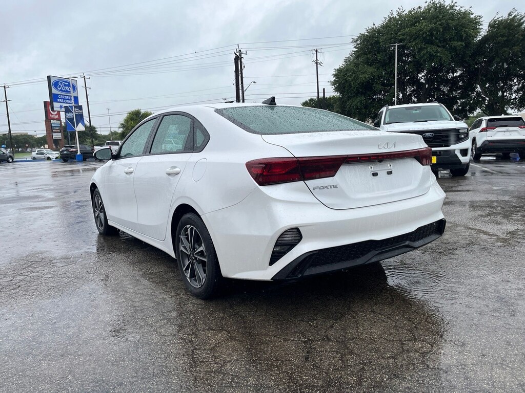 Used 2024 Kia Forte LXS Sedan