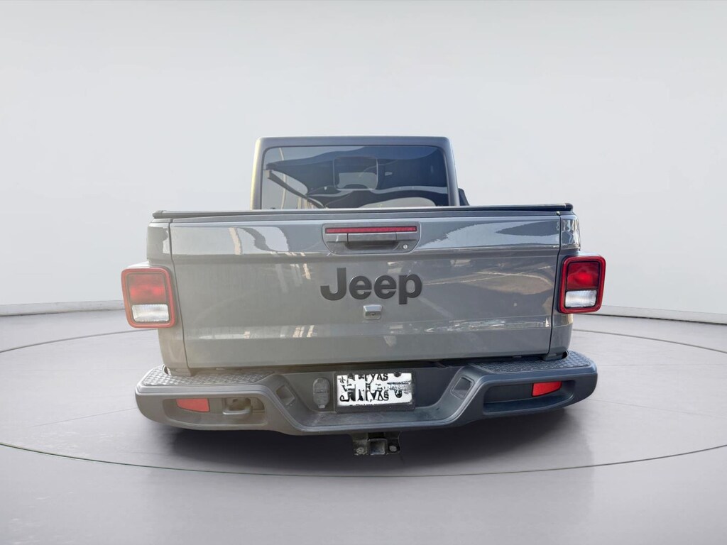 Used 2022 Jeep Gladiator Sport Truck
