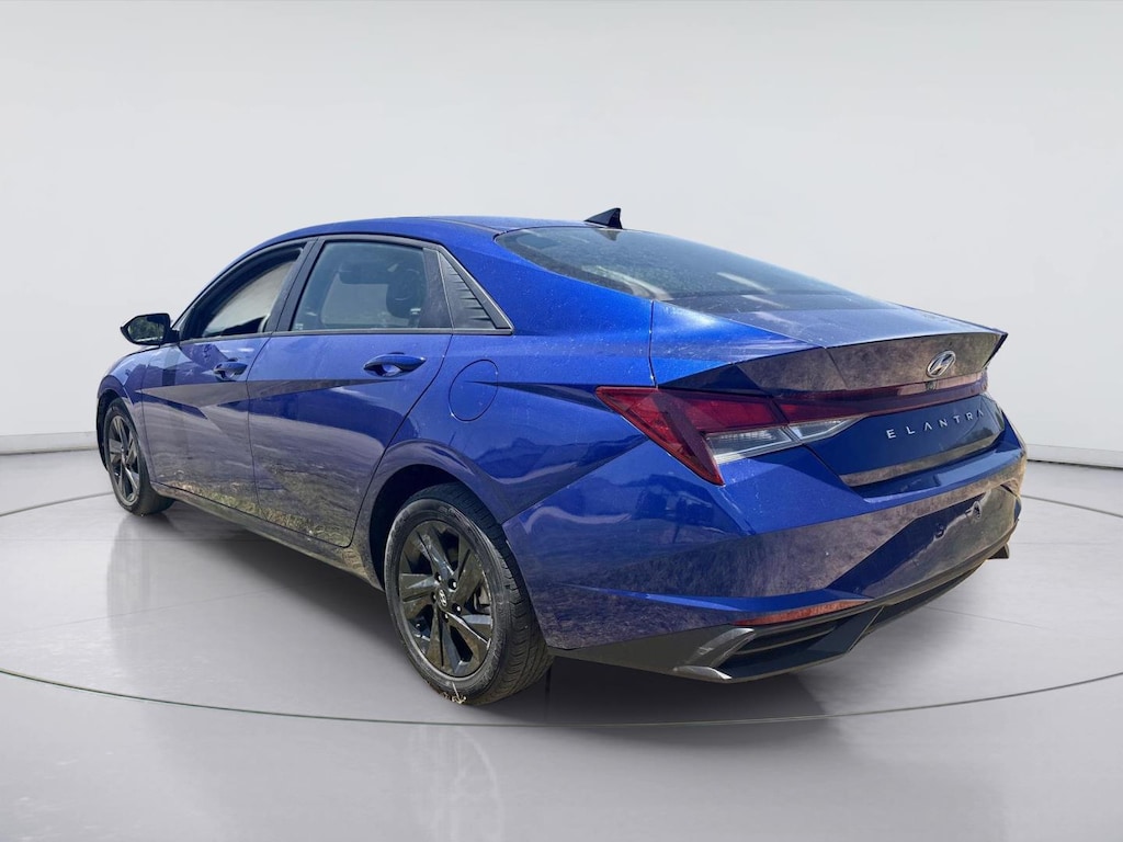 Used 2023 Hyundai Elantra SEL Sedan