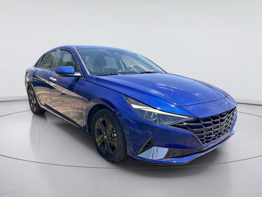 Used 2023 Hyundai Elantra SEL Sedan