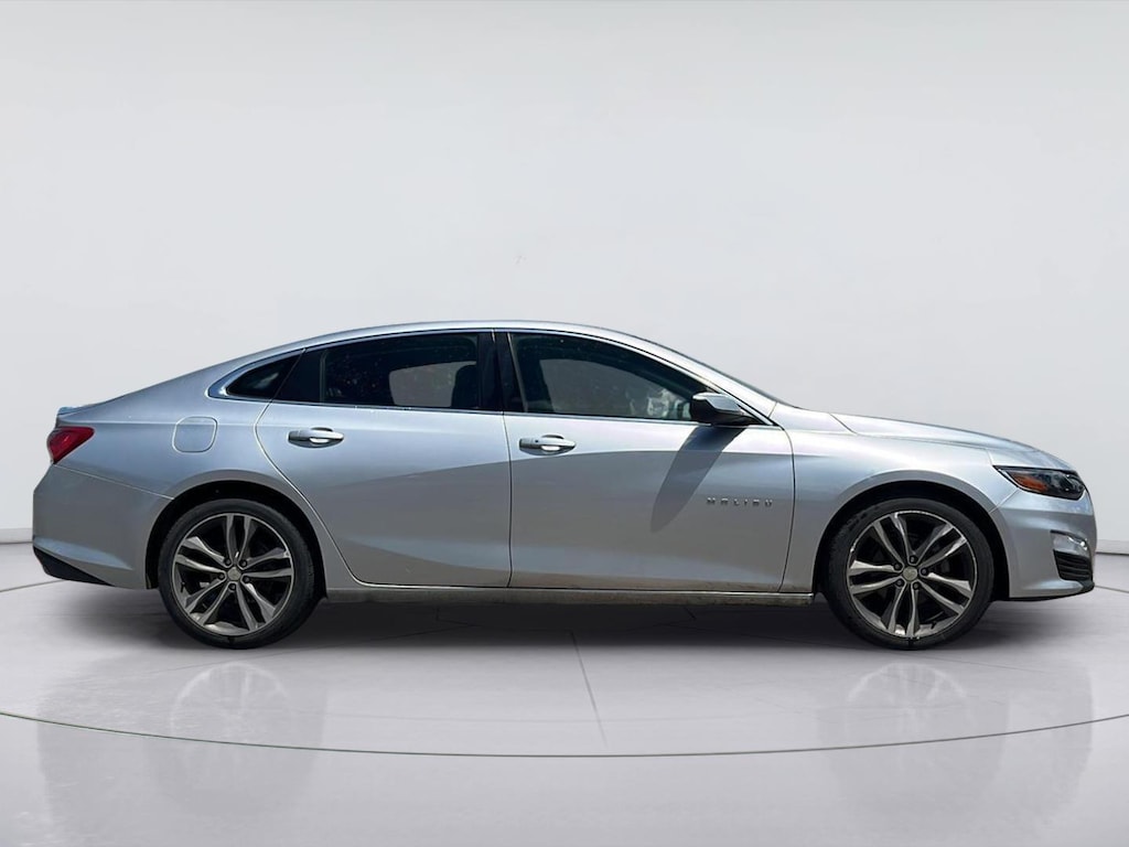 Used 2021 Chevrolet Malibu LT Sedan