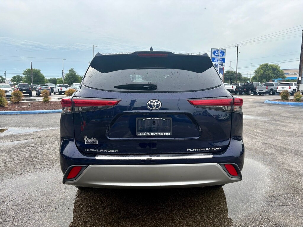Used 2021 Toyota Highlander Platinum SUV