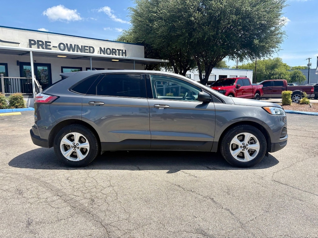 Used 2023 Ford Edge SE SUV
