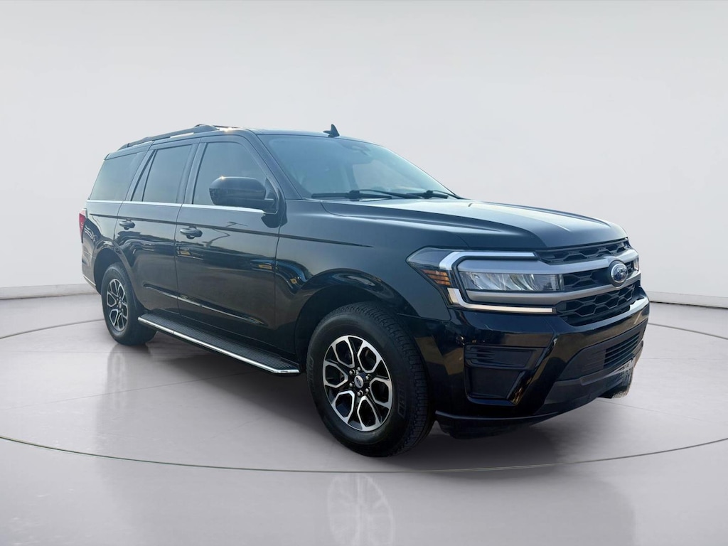 Used 2023 Ford Expedition XLT SUV