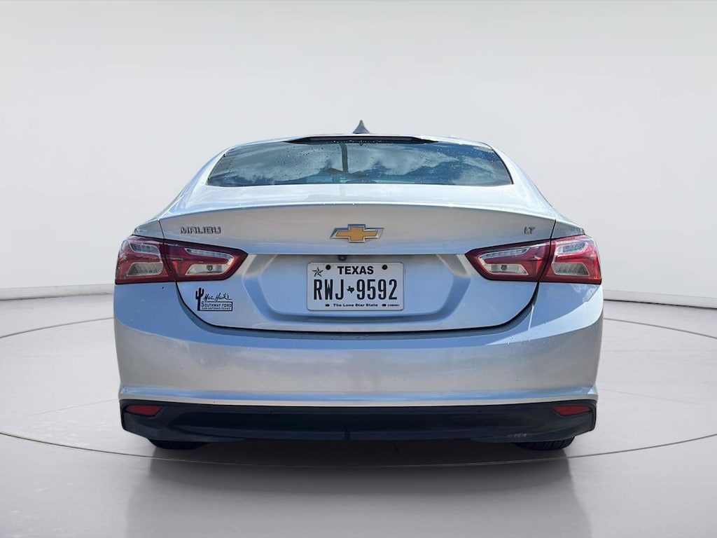Used 2021 Chevrolet Malibu LT Sedan