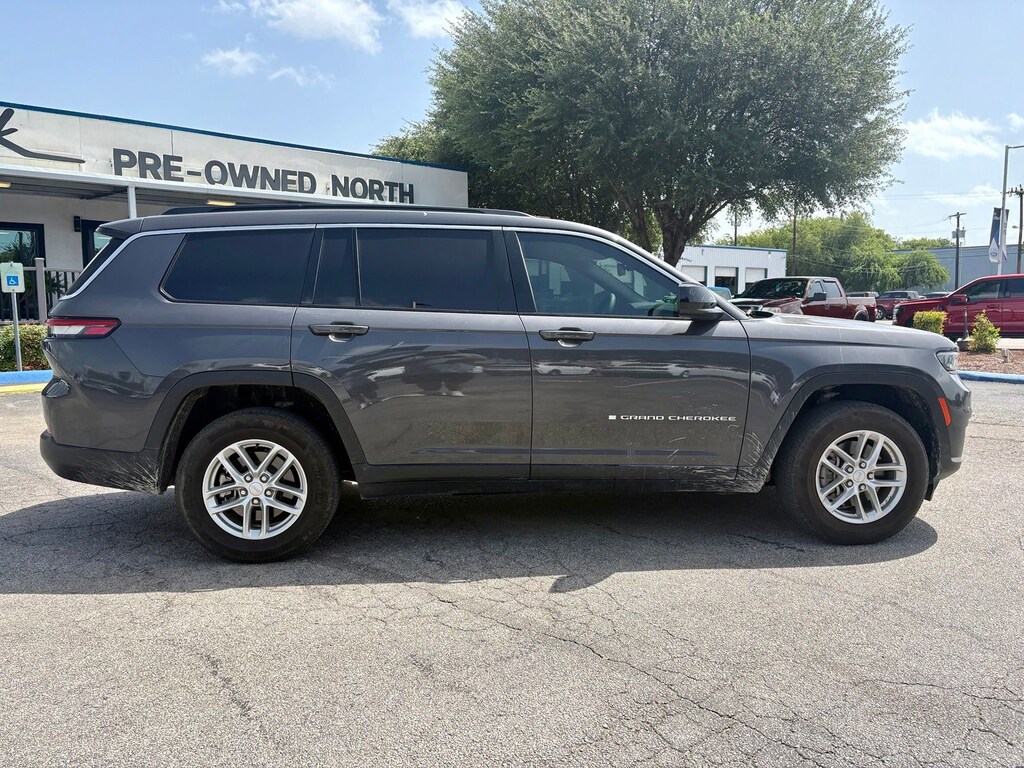 Used 2024 Jeep Grand Cherokee L Laredo SUV