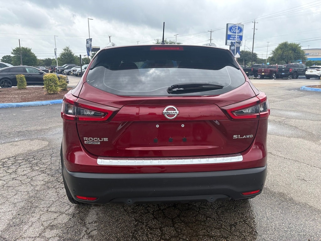 Used 2022 Nissan Rogue Sport SL SUV