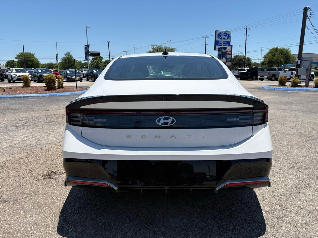 Used 2025 Hyundai Sonata SEL Sedan