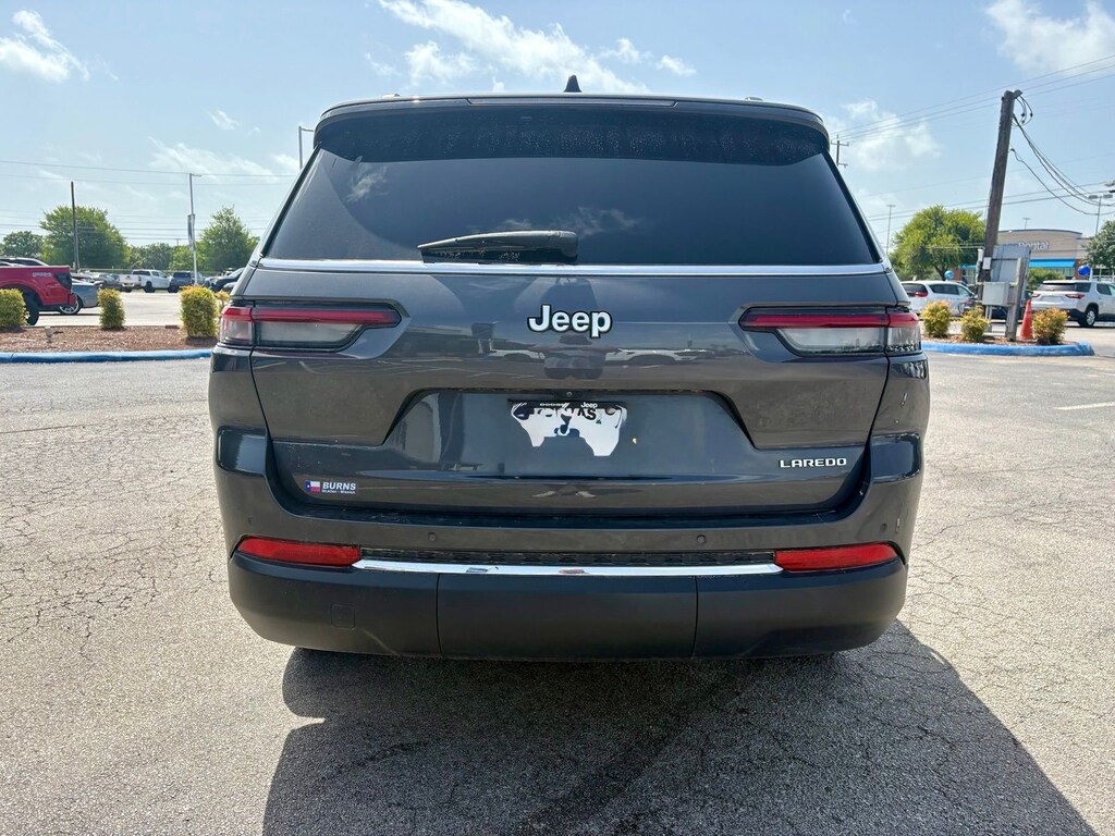 Used 2024 Jeep Grand Cherokee L Laredo SUV