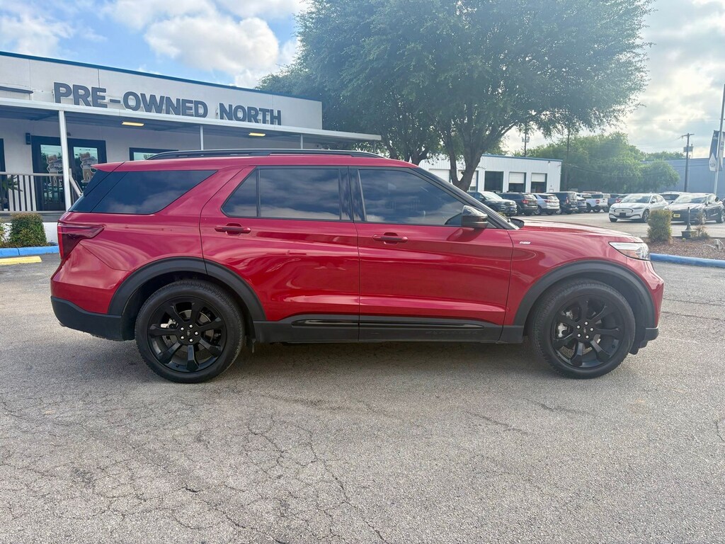 Used 2024 Ford Explorer ST-Line SUV