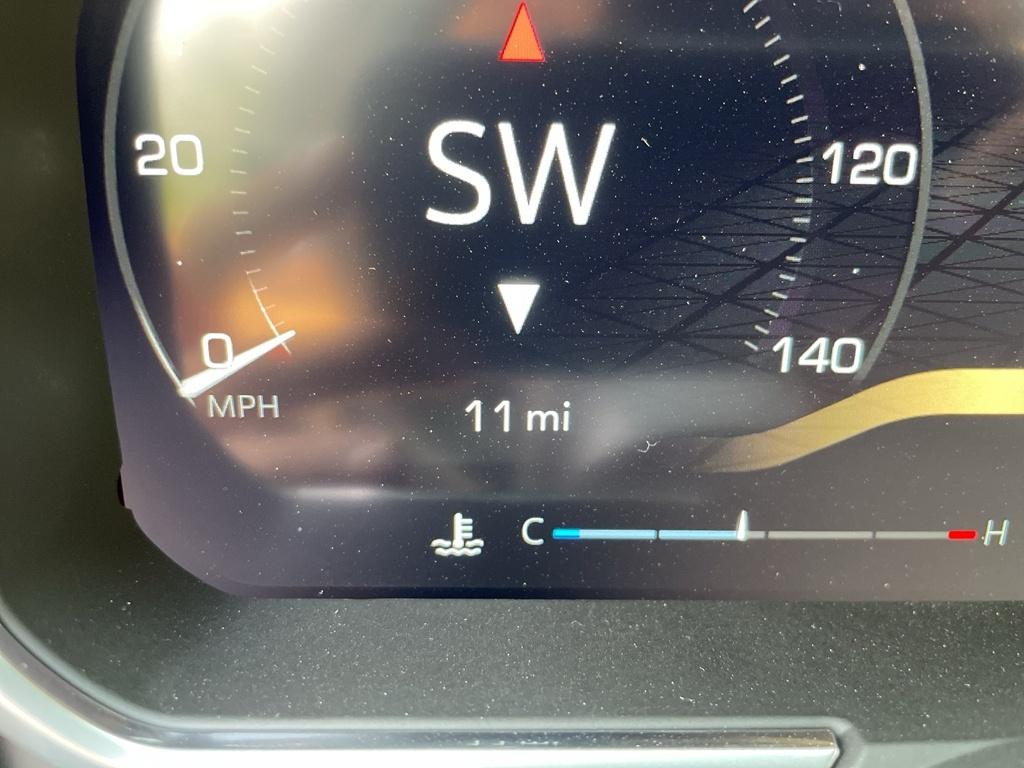 2026 GMC Sierra 2500HD AT4 - Photo 11