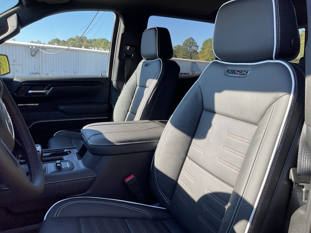 2026 GMC Sierra 1500 AT4X - Photo 16