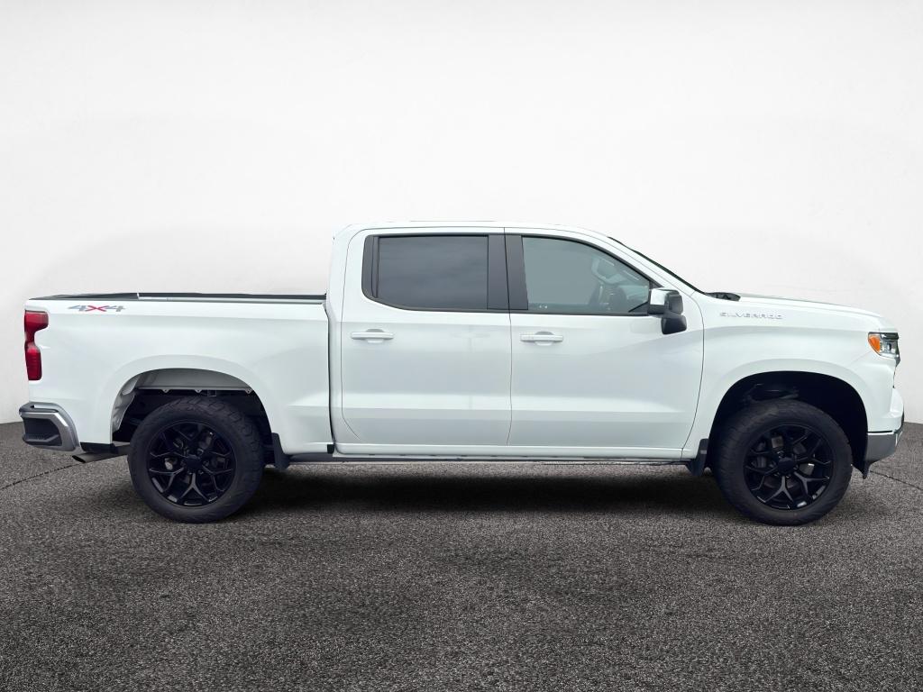 Used 2025 Chevrolet Silverado 1500 LT with VIN 1GCUKDED2SZ132027 for sale in Little Rock